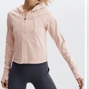 Fabletics Oasis Cropped Hoodie
Color - sand (light pink) Size Medium